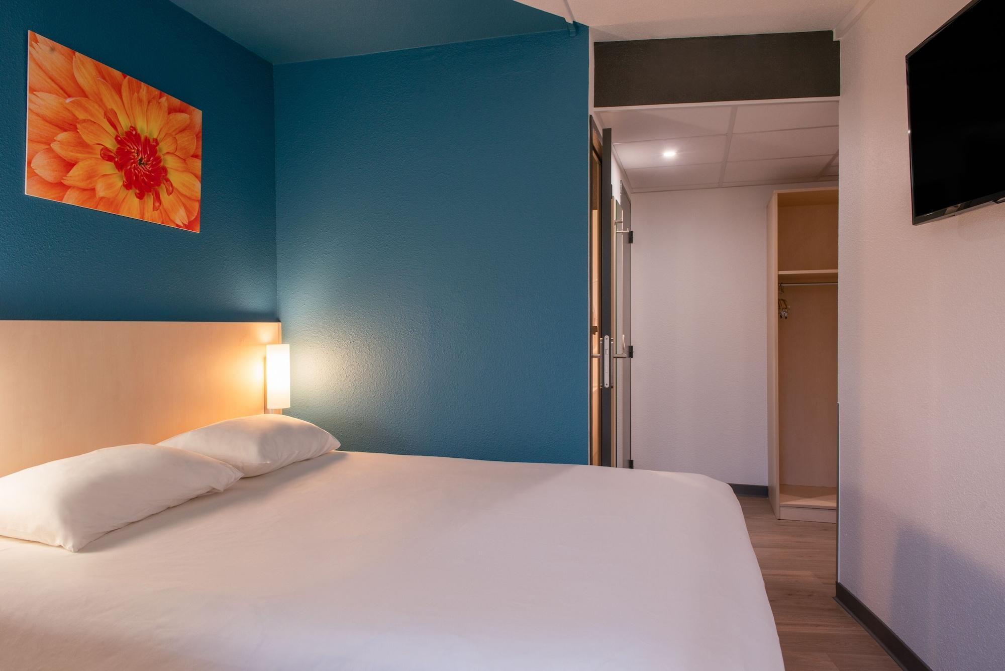 Ibis Budget Cannes Centre Ville Экстерьер фото