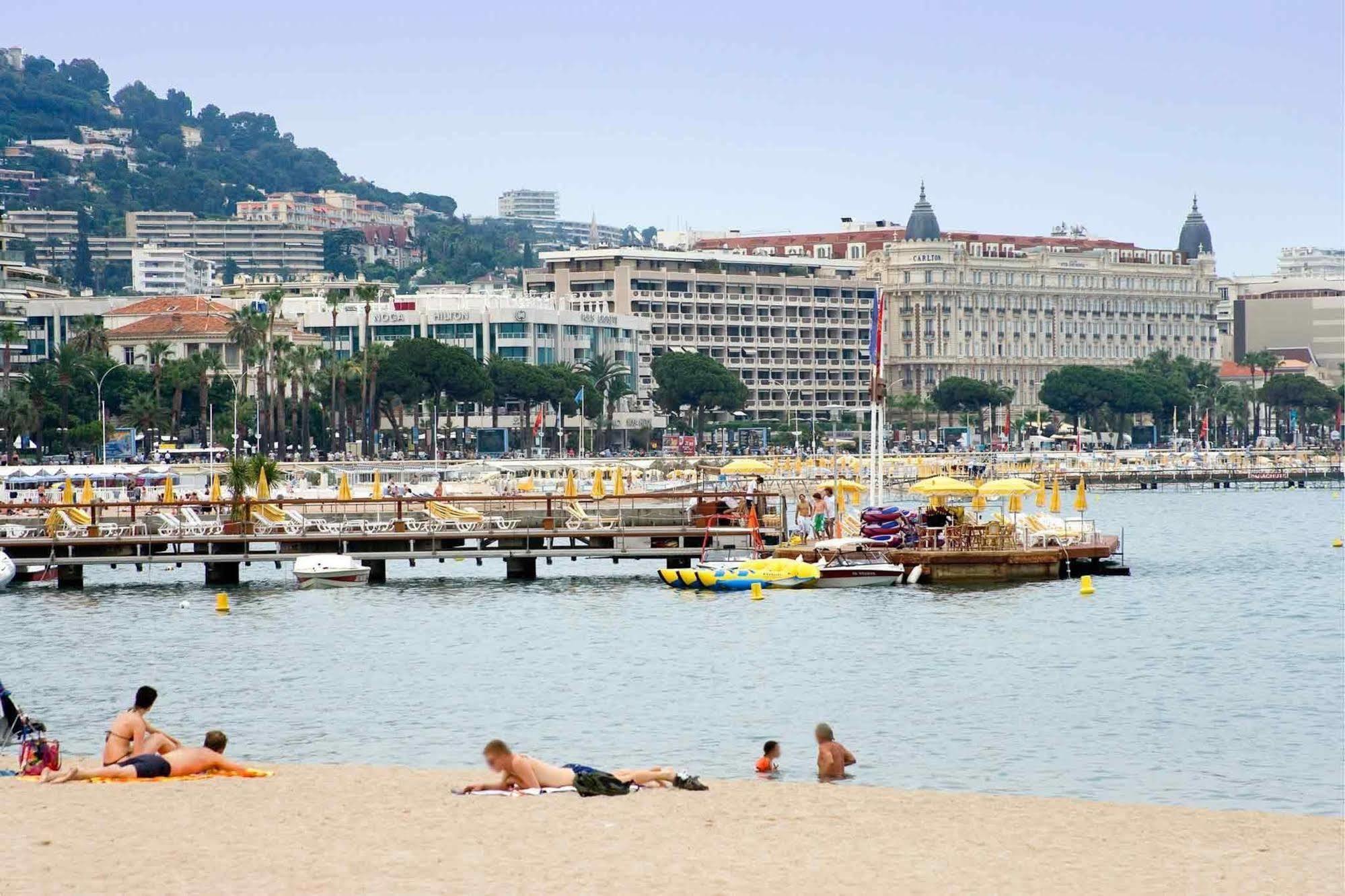 Ibis Budget Cannes Centre Ville Экстерьер фото