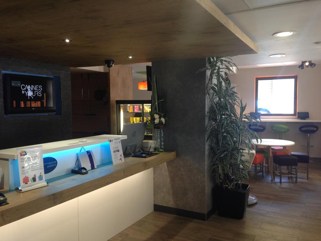 Ibis Budget Cannes Centre Ville Экстерьер фото